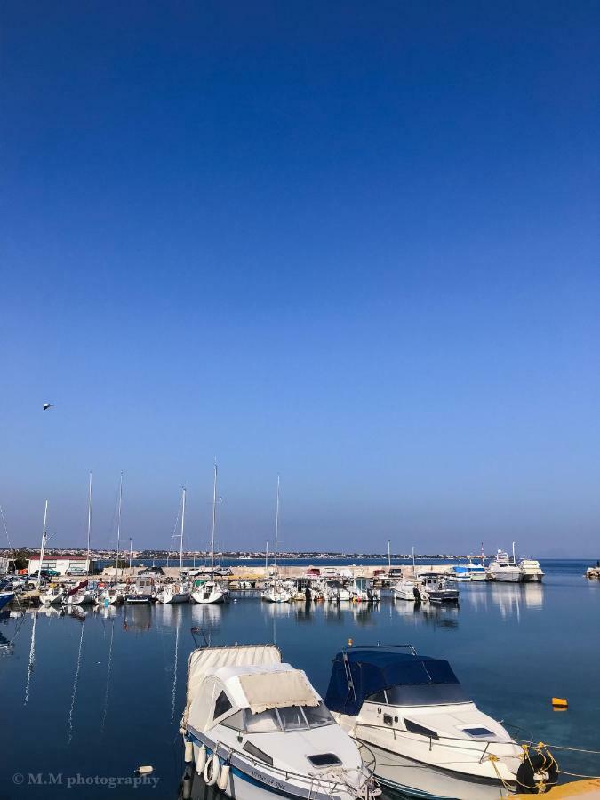 Marina Apartment Artemida  Bagian luar foto